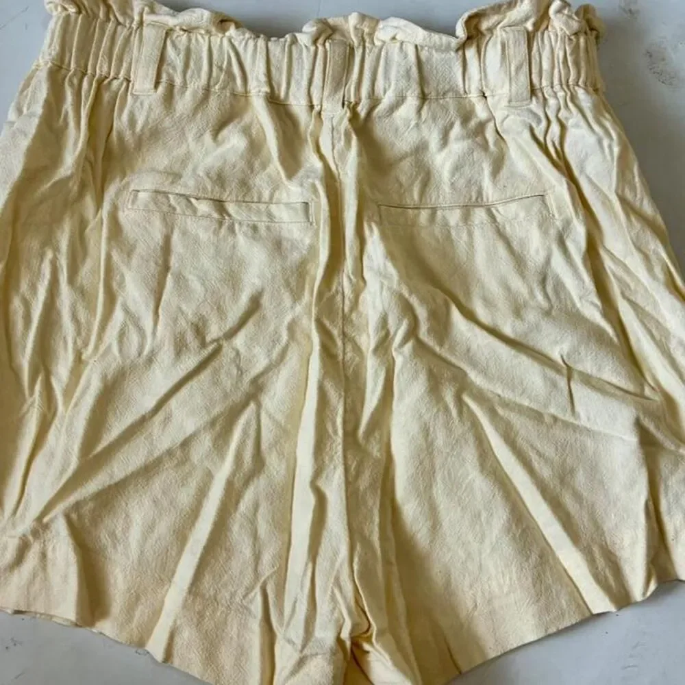 Anthropologie Women's Orange and Cream Shorts - Picture 8 of 8